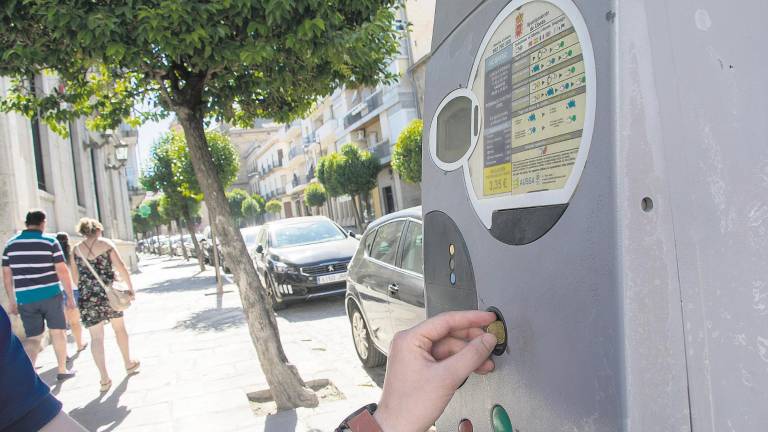 Aparcamiento gratuito en la zona azul durante las tardes de agosto Aparcamiento gratuito en la zona azul durante las tardes de agosto