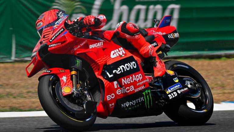 Marc Márquez arrasa con Ducati y se impone en la esprint de Tailandia Marc Márquez arrasa con Ducati y se impone en la esprint de Tailandia