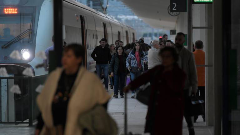 Frenazo al cierre de taquillas de las estaciones ferroviarias Frenazo al cierre de taquillas de las estaciones ferroviarias