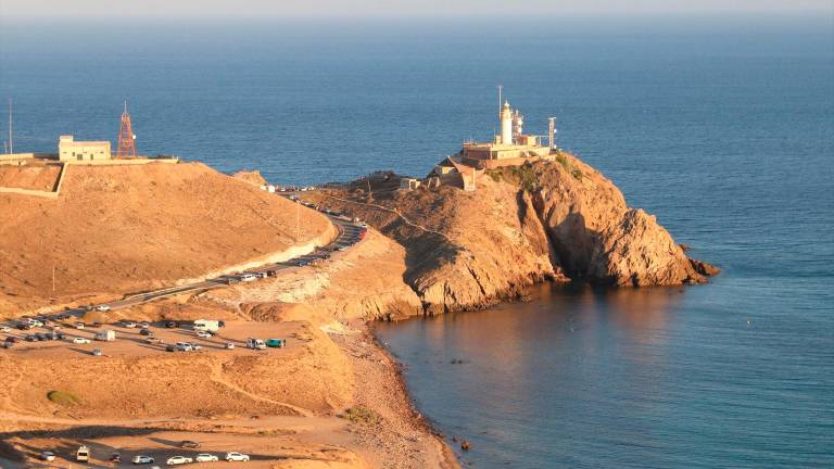 Tres desaparecidos en aguas de Cabo de Gata tras perderles la pista a bordo de una embarcación petaquera Tres desaparecidos en aguas de Cabo de Gata tras perderles la pista a bordo de una embarcación petaquera
