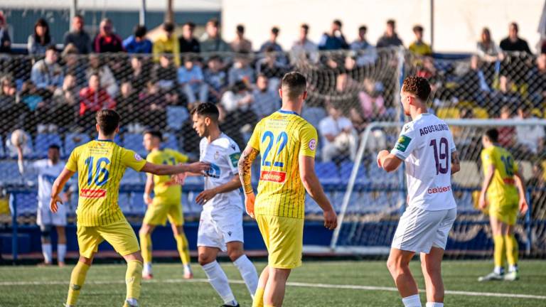 El Huétor Tájar se cruzará con el Real Jaén en la primera eliminatoria del playoff a Segunda Federación El Huétor Tájar se cruzará con el Real Jaén en la primera eliminatoria del playoff a Segunda Federación