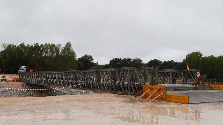 Los puentes Mabey de la UME tratarán de dar normalidad a Valencia Los puentes Mabey de la UME tratarán de dar normalidad a Valencia