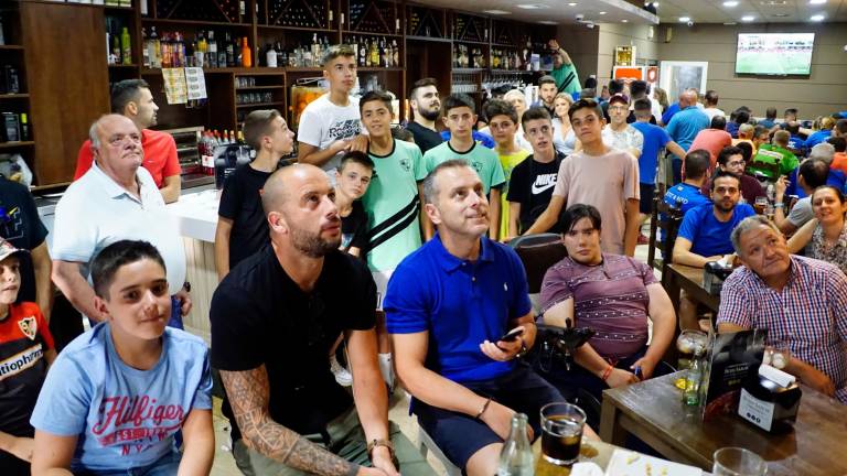 De la euforia a la desilusión final De la euforia a la desilusión final