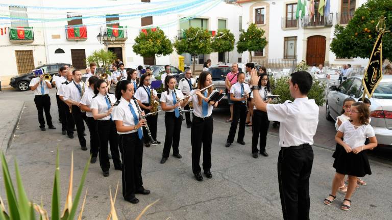 Música y alegría en las calles Música y alegría en las calles