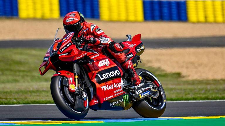 Los Márquez escoltan a Bagnaia en la pole de MotoGP Los Márquez escoltan a Bagnaia en la pole de MotoGP