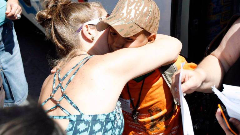 Buscan familias para acoger este verano a menores refugiados saharauis Buscan familias para acoger este verano a menores refugiados saharauis