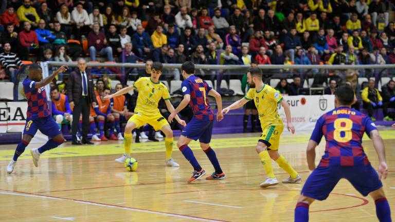 El Barcelona castiga con dureza al Jaén FS en el último minuto El Barcelona castiga con dureza al Jaén FS en el último minuto