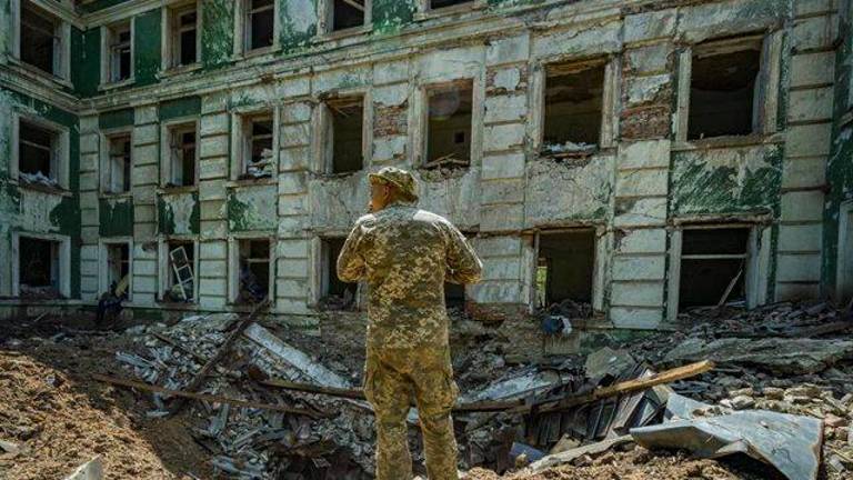 Ucrania dice haber matado a 1.200 militares de Rusia durante el último día de combates Ucrania dice haber matado a 1.200 militares de Rusia durante el último día de combates