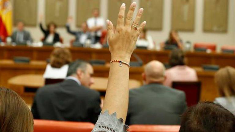 El Congreso decidirá mañana si llama a comparecer a Sánchez El Congreso decidirá mañana si llama a comparecer a Sánchez