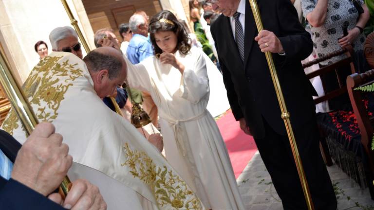 Días de devoción y valentía en unas fiestas donde triunfan los “cuernos” Días de devoción y valentía en unas fiestas donde triunfan los “cuernos”
