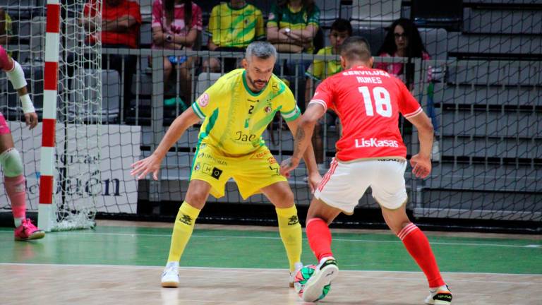 El Jaén Paraíso Interior sucumbe ante el Benfica (3-4) El Jaén Paraíso Interior sucumbe ante el Benfica (3-4)