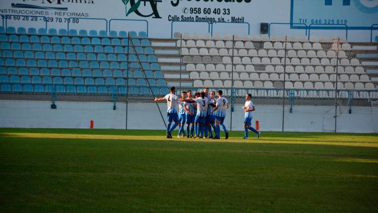 El Real Jaén se ahoga en Motril en 45 minutos El Real Jaén se ahoga en Motril en 45 minutos