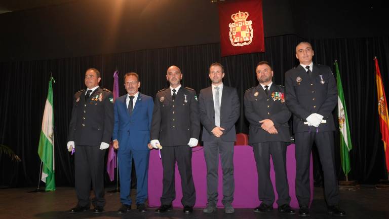 Homenaje a la Policía Local en la fiesta de la “Amargura” Homenaje a la Policía Local en la fiesta de la “Amargura”