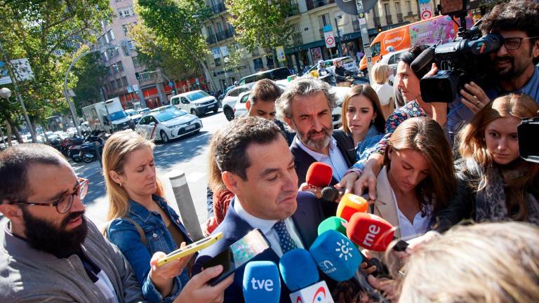 Taxi & VTC: El presidente de la Junta compromete diálogo hasta “el último minuto” Taxi & VTC: El presidente de la Junta compromete diálogo hasta “el último minuto”