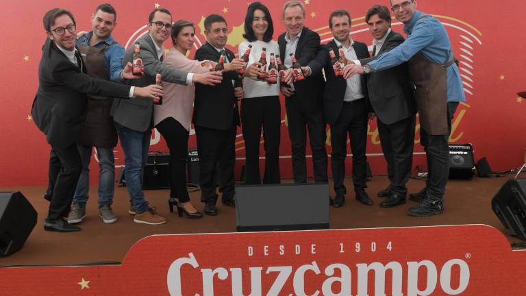 Cerveza con un sabor inconfundible Cerveza con un sabor inconfundible