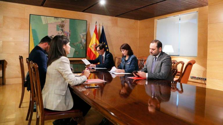 El “no” independentista sigue en pie tras la primera reunión El “no” independentista sigue en pie tras la primera reunión