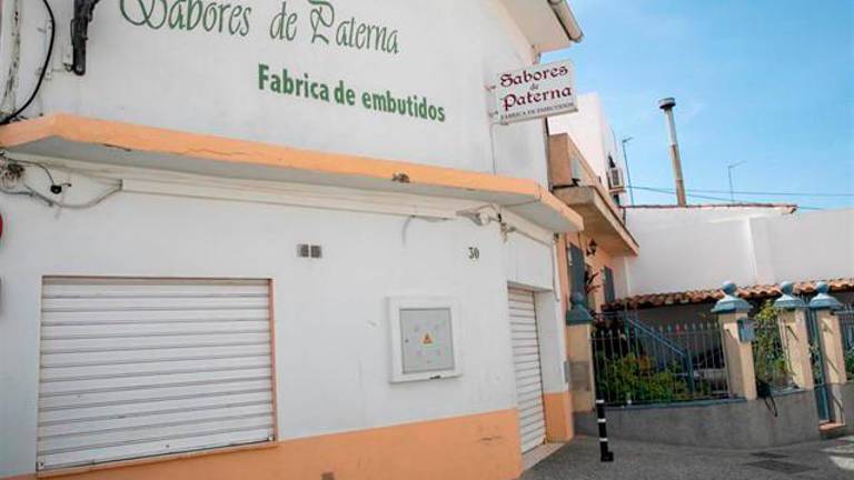 Apoyo vecinal a la familia de la fábrica Sabores de Paterna Apoyo vecinal a la familia de la fábrica Sabores de Paterna