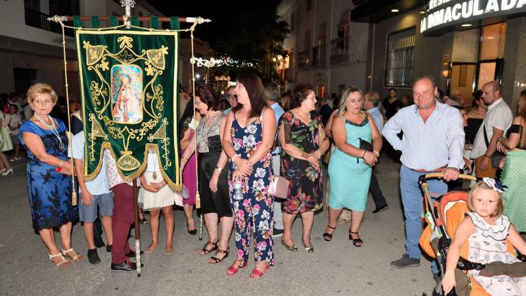 La Virgen de Belén desfila radiante tras ser restaurada La Virgen de Belén desfila radiante tras ser restaurada