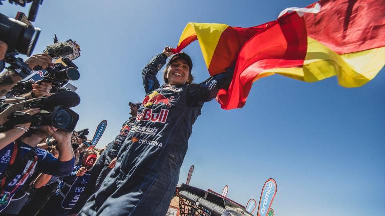 Cristina Gutiérrez, segunda mujer que gana un Dakar: “He cumplido un sueño desde que era un bebé” Cristina Gutiérrez, segunda mujer que gana un Dakar: “He cumplido un sueño desde que era un bebé”