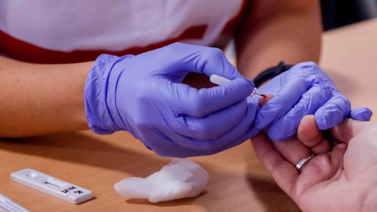 Jaén supera el centenar de positivos por PCR en las últimas 24 horas Jaén supera el centenar de positivos por PCR en las últimas 24 horas