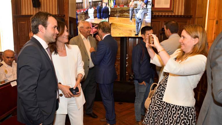 La nueva era de la Diputación arranca con su “tripresidente” La nueva era de la Diputación arranca con su “tripresidente”