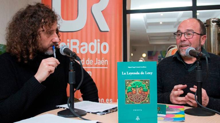 Miguel Ángel Cañada presenta su último libro Miguel Ángel Cañada presenta su último libro