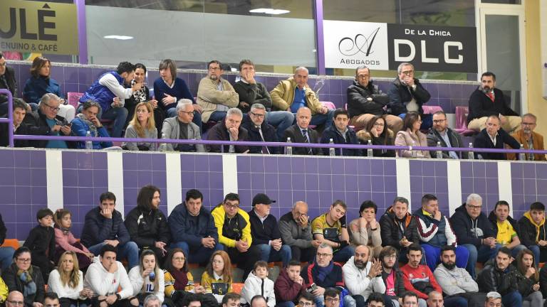 El Barcelona castiga con dureza al Jaén FS en el último minuto El Barcelona castiga con dureza al Jaén FS en el último minuto