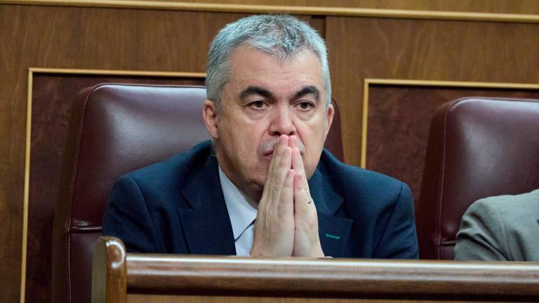 Santos Cerdán pide al Supremo que suspenda su declaración del miércoles y le cite en julio Santos Cerdán pide al Supremo que suspenda su declaración del miércoles y le cite en julio