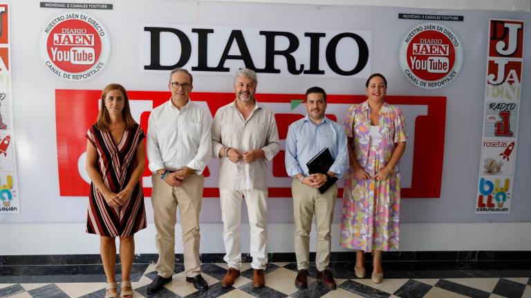 Reconocimiento institucional del Colegio de Gestores Administrativos de Granada, Jaén y Almería a Diario JAÉN Reconocimiento institucional del Colegio de Gestores Administrativos de Granada, Jaén y Almería a Diario JAÉN
