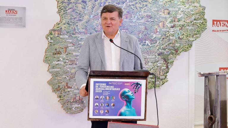 Juan Francisco Delgado: “El aceite se estabilizará en torno a los 5,50 euros en los próximos cinco años” Juan Francisco Delgado: “El aceite se estabilizará en torno a los 5,50 euros en los próximos cinco años”