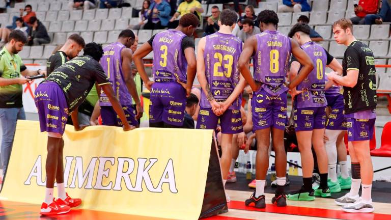 El Jaén Paraíso Interior pierde y se jugará mañana el ascenso (79-88) El Jaén Paraíso Interior pierde y se jugará mañana el ascenso (79-88)