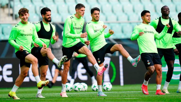 El Real Betis sueña con derribar a Goliat y alcanzar la gloria El Real Betis sueña con derribar a Goliat y alcanzar la gloria