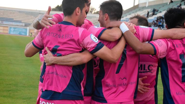 El Linares sentencia la Liga a domicilio ante El Ejido 2012 El Linares sentencia la Liga a domicilio ante El Ejido 2012