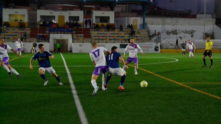 Un gol de Juanca vuelve a salvar al conjunto blanco