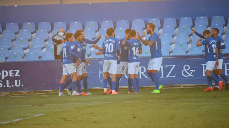 El Linares quiere dar un golpe de bronce El Linares quiere dar un golpe de bronce