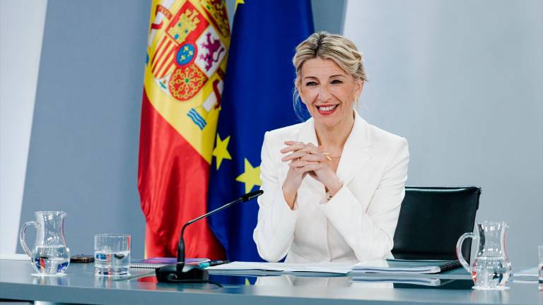 El Gobierno aprueba la reducción de jornada a 37,5 horas El Gobierno aprueba la reducción de jornada a 37,5 horas
