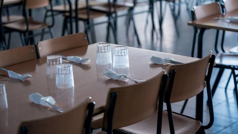 El 60% de los hogares con menor renta no recibe una beca escolar, según Esade El 60% de los hogares con menor renta no recibe una beca escolar, según Esade
