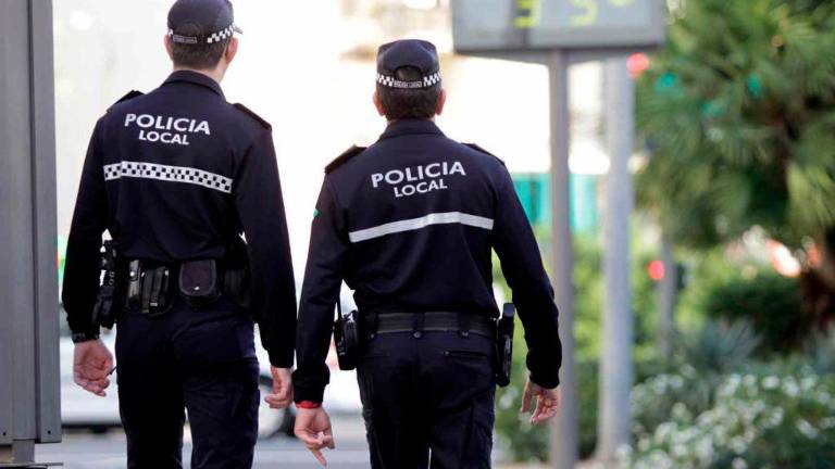 Denunciadas 80 personas por incumplir el estado de alarma Denunciadas 80 personas por incumplir el estado de alarma