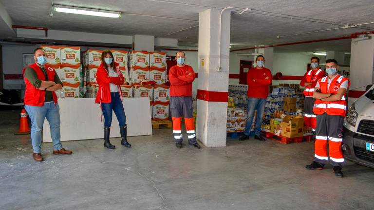 Ángeles de la guarda de rojo