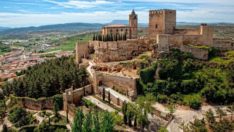 Sin indemnización por la caída de un niño desde más de seis metros de altura en Alcalá la Real Sin indemnización por la caída de un niño desde más de seis metros de altura en Alcalá la Real