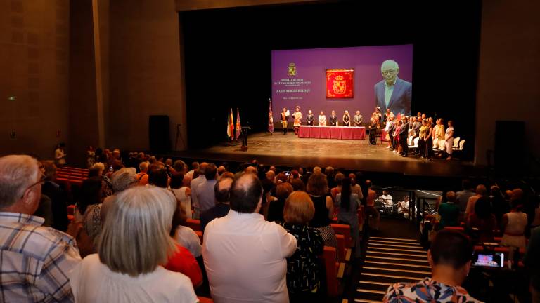 Una noche histórica de reconocimiento y orgullo a un jiennense singular, en imágenes Una noche histórica de reconocimiento y orgullo a un jiennense singular, en imágenes