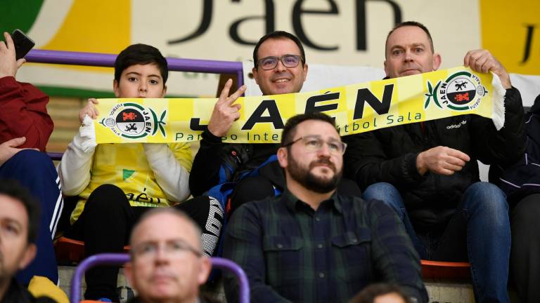 El Barcelona castiga con dureza al Jaén FS en el último minuto El Barcelona castiga con dureza al Jaén FS en el último minuto