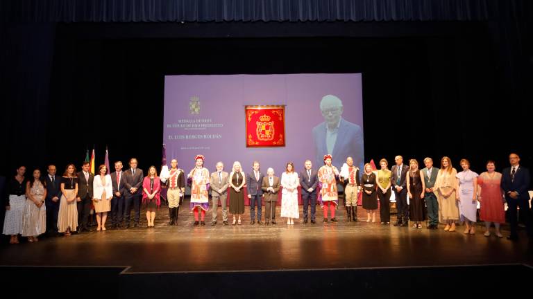Una noche histórica de reconocimiento y orgullo a un jiennense singular, en imágenes Una noche histórica de reconocimiento y orgullo a un jiennense singular, en imágenes