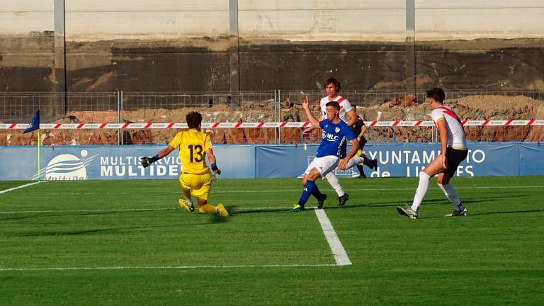 El conjunto azulillo cae inmerecidamente ante el Rayo Vallecano B (0-1) El conjunto azulillo cae inmerecidamente ante el Rayo Vallecano B (0-1)