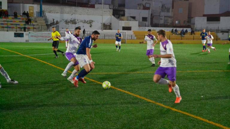 Un gol de Juanca vuelve a salvar al conjunto blanco