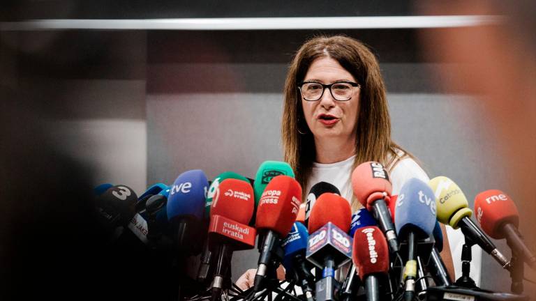 Leire Díez insiste en que no trabaja para el PSOE y que investigaba tramas para un libro: “Ni fontanera ni cobarde” Leire Díez insiste en que no trabaja para el PSOE y que investigaba tramas para un libro: “Ni fontanera ni cobarde”