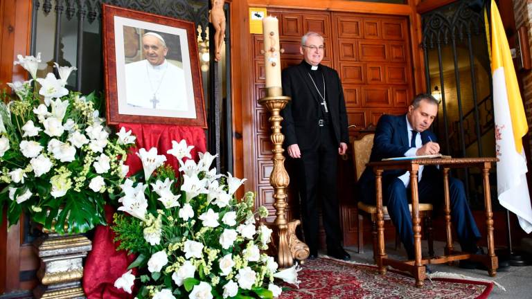 Diario JAÉN se suma a las condolencias de los jiennenses por la muerte del Papa Diario JAÉN se suma a las condolencias de los jiennenses por la muerte del Papa