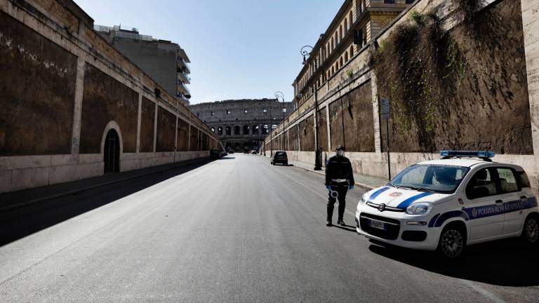 Italia supera los 8.000 muertos Italia supera los 8.000 muertos