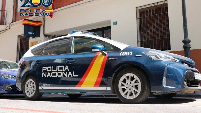 Detenidos cinco policías nacionales en Alcalá de Guadaíra en una operación contra el narcotráfico Detenidos cinco policías nacionales en Alcalá de Guadaíra en una operación contra el narcotráfico