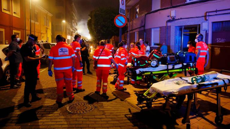 Una mujer fallecida y 14 heridos tras una explosión de gas en Valladolid Una mujer fallecida y 14 heridos tras una explosión de gas en Valladolid